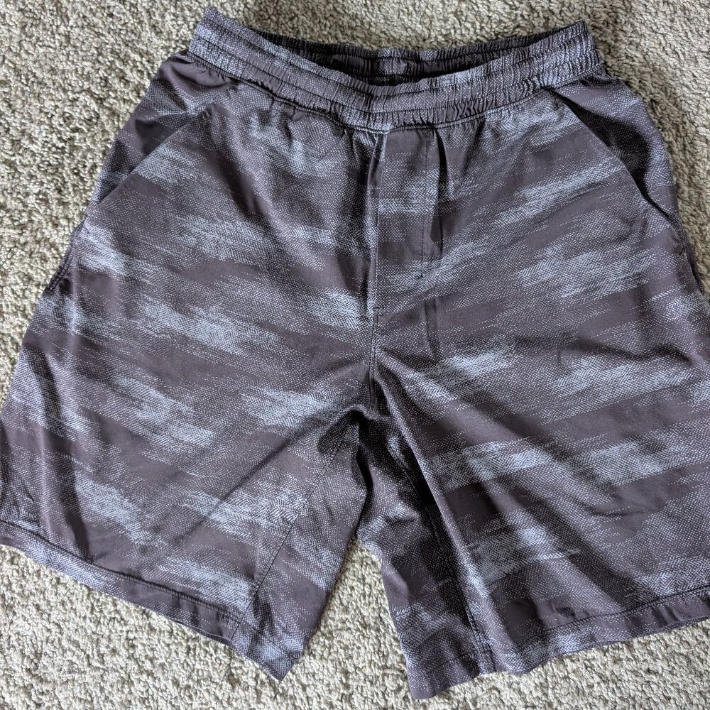 Lululemon Pace Breaker Short - 9" - Size Medium - With Liner - Navy/Gray/Black